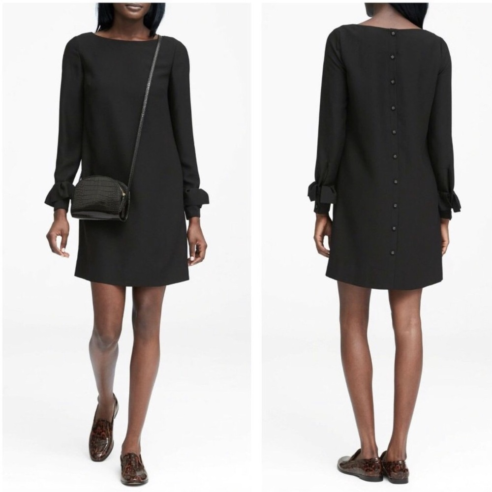 Banana Republic Ruffle Cuff Button Back Dress Size 4